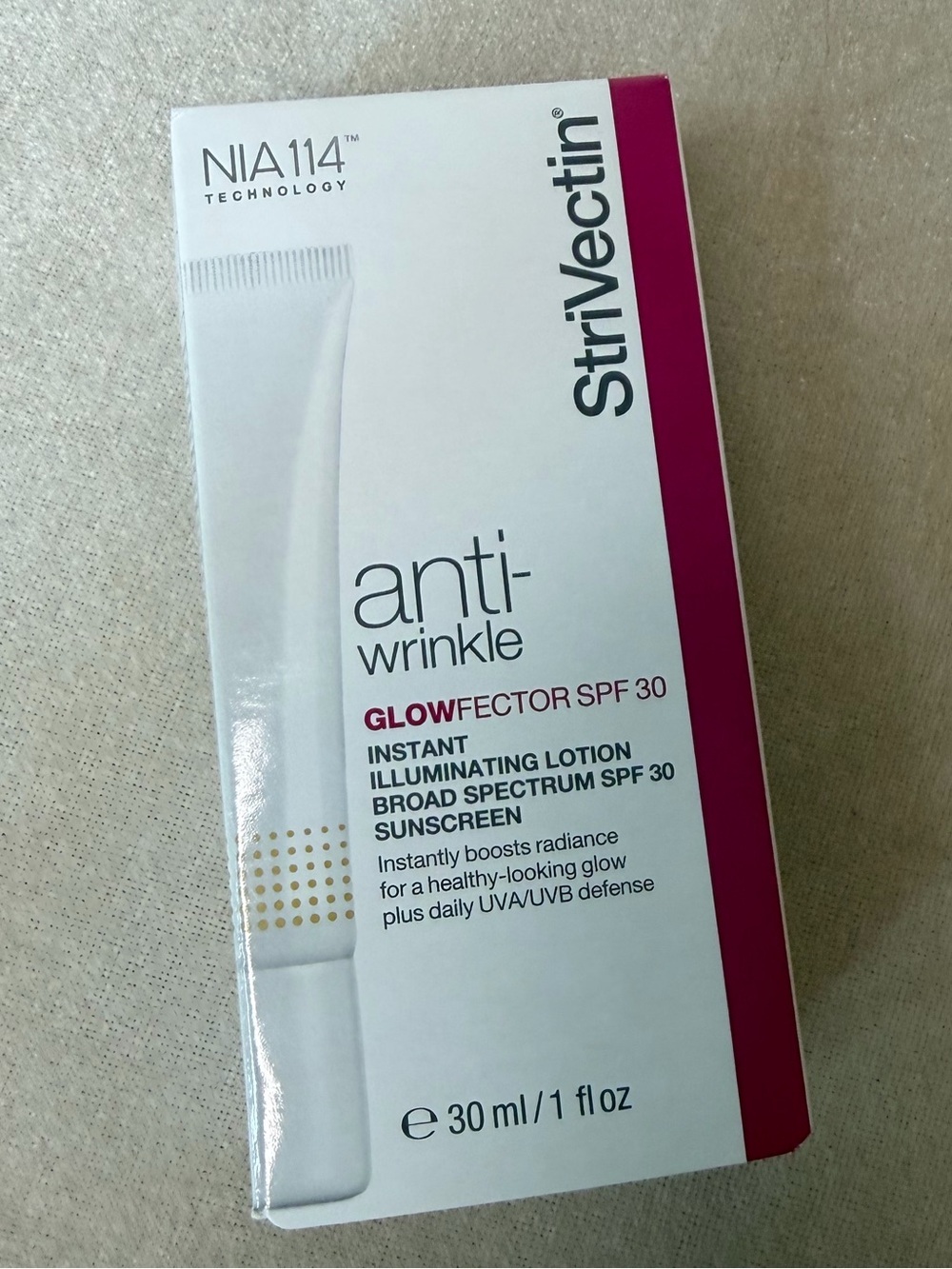 StriVectin New in Box Glowfector SPF 30 in shade Light